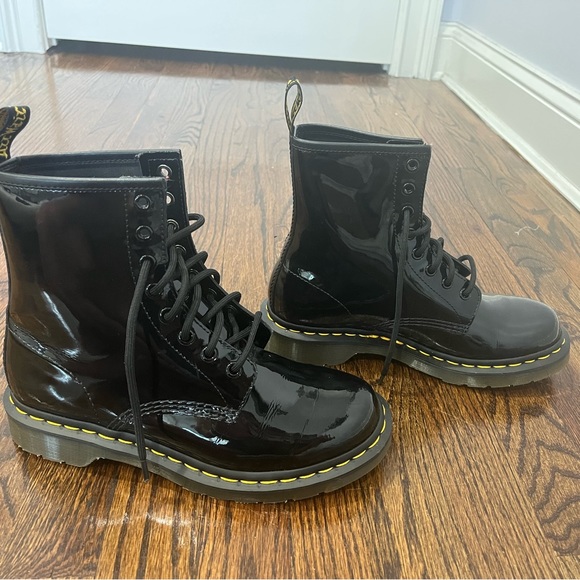 Dr. Martens - Picture 7 of 7